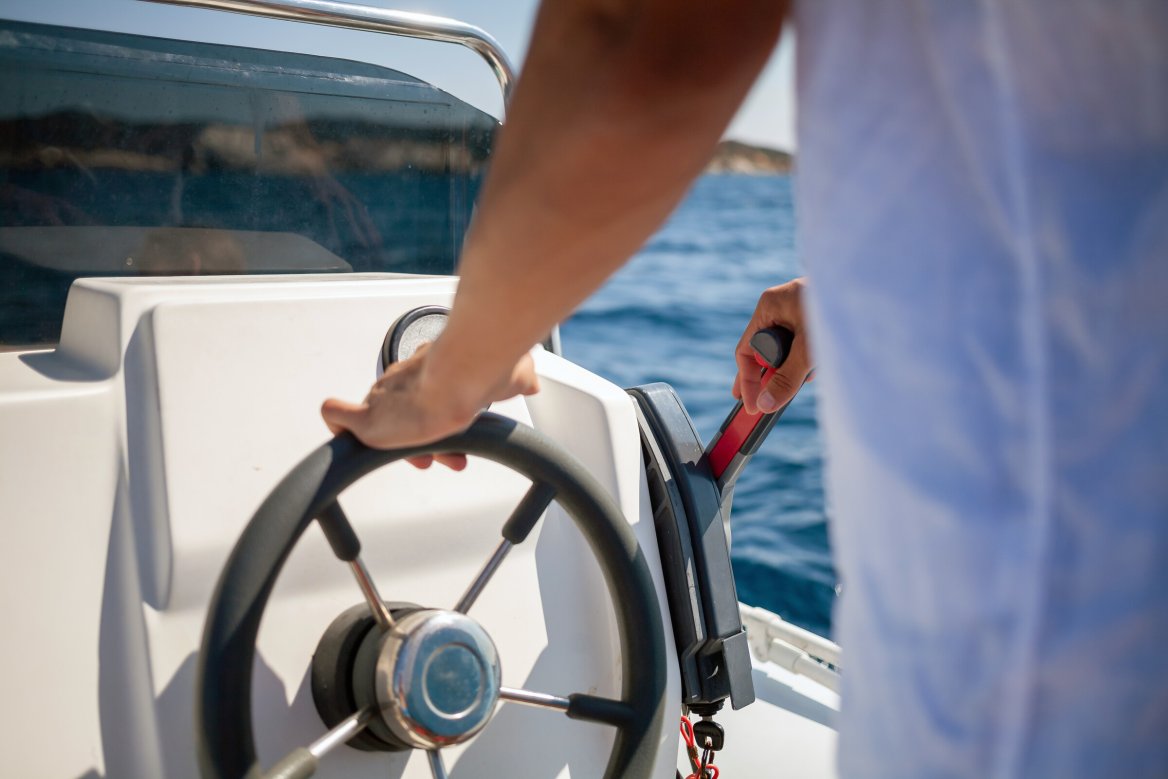 ¿Cómo empezar en la navegación recreativa (y navegar seguro)?