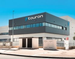 67a0b40e3abe258efb999cff_Touron_Instalaciones