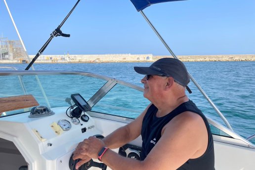 Prácticas de amarre a la boya y fondeo